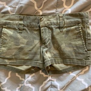 Hurley camo shorts